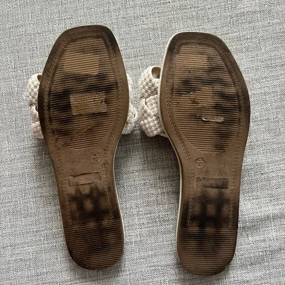 Pearl Sandals Ivory Size 7.5 - Picture 6 of 6